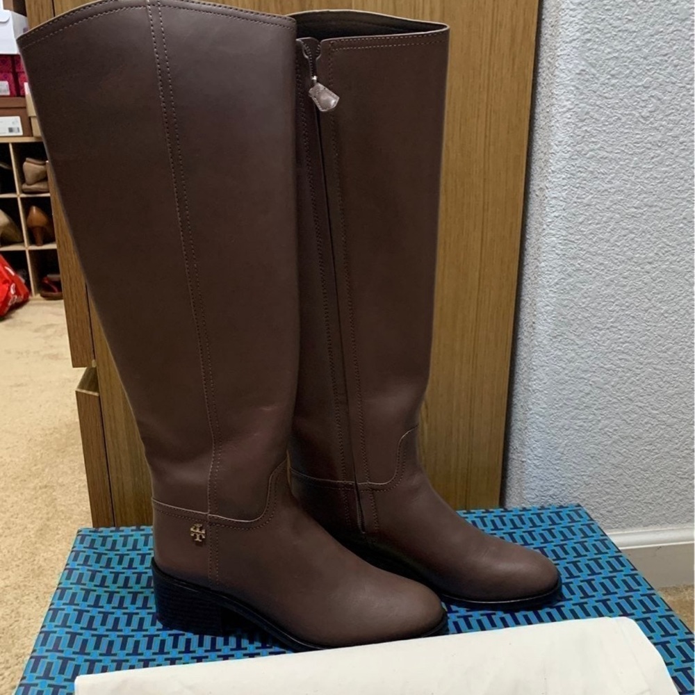 Tory Burch Topo Brown Fulton 55mm Tall Boots Brand New in Box Size 8.5